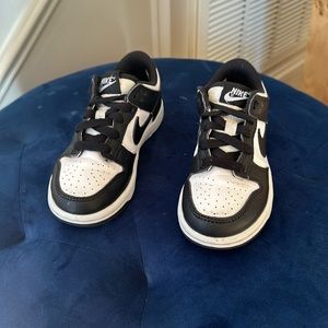 PS Dunk Low ‘Panda’